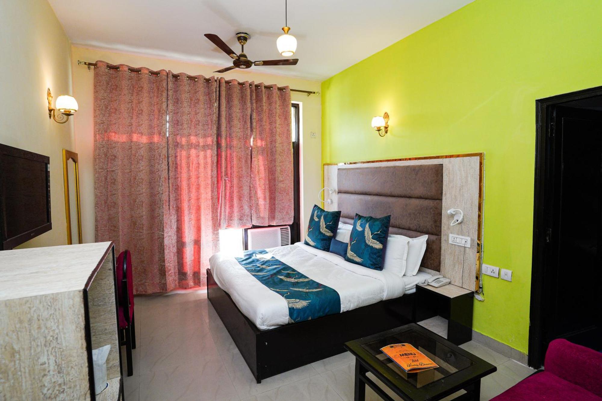 Hotel Neeraj Bhawan- Triveni Ghat Rišikéš Exteriér fotografie