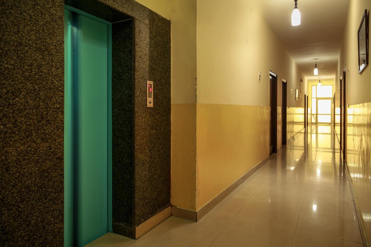 Hotel Neeraj Bhawan- Triveni Ghat Rišikéš Exteriér fotografie