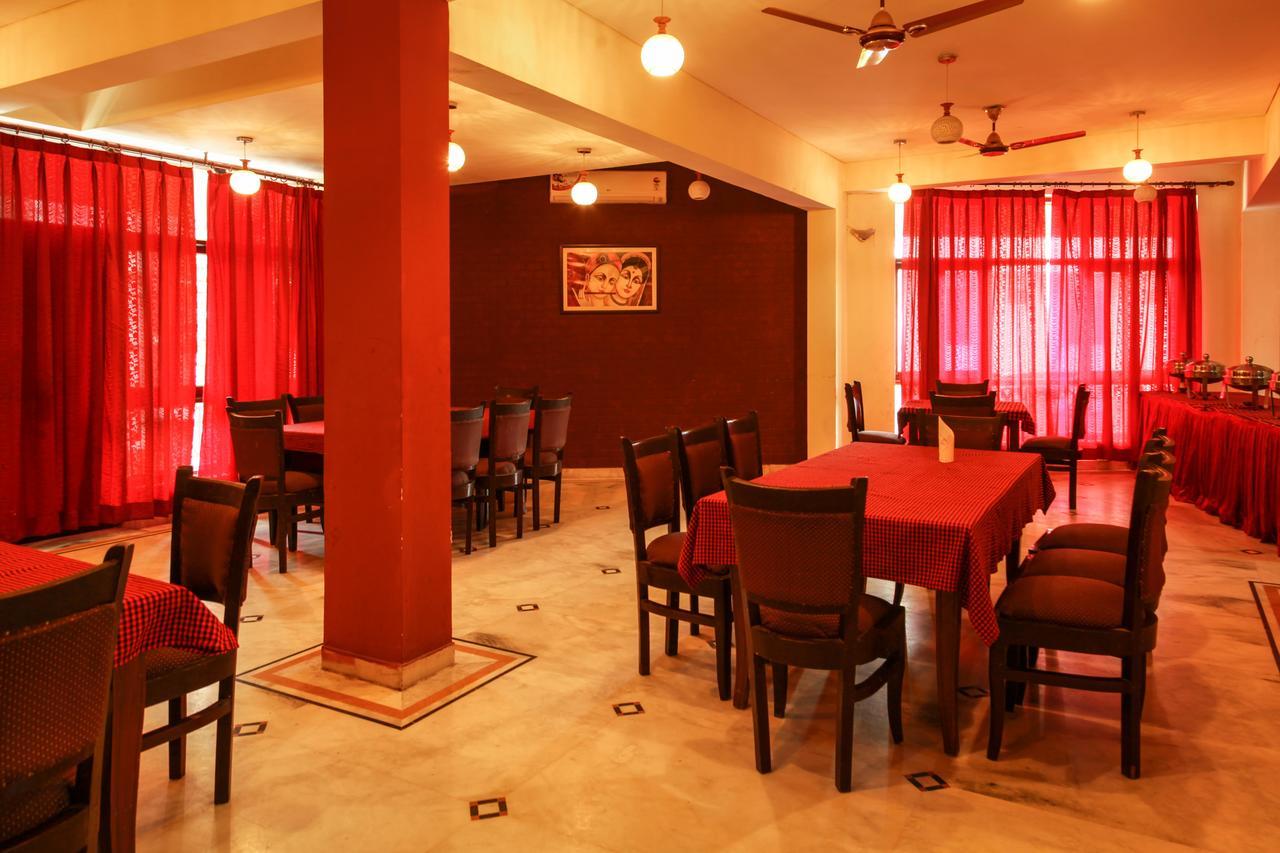 Hotel Neeraj Bhawan- Triveni Ghat Rišikéš Exteriér fotografie