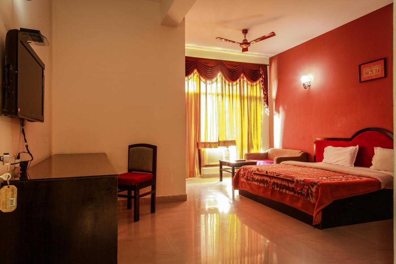 Hotel Neeraj Bhawan- Triveni Ghat Rišikéš Exteriér fotografie