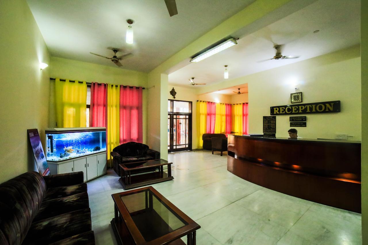 Hotel Neeraj Bhawan- Triveni Ghat Rišikéš Exteriér fotografie